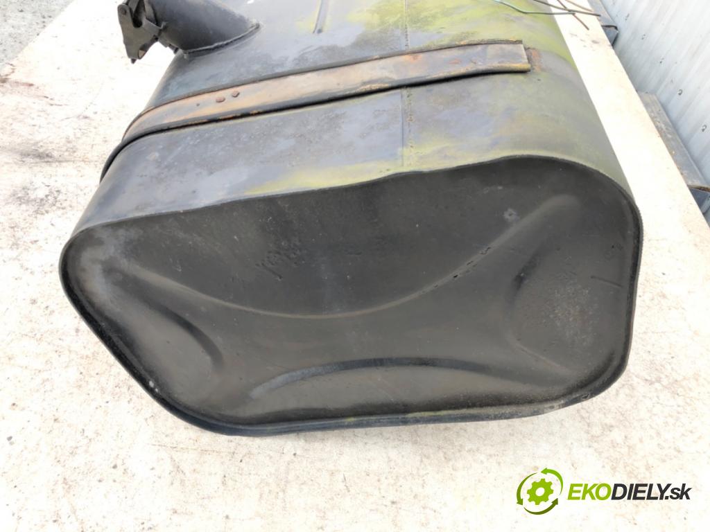 LIAZ 110.850 SA 8    152kW(207KM) 11100cm3  Nádržka paliva  (Nádrže)