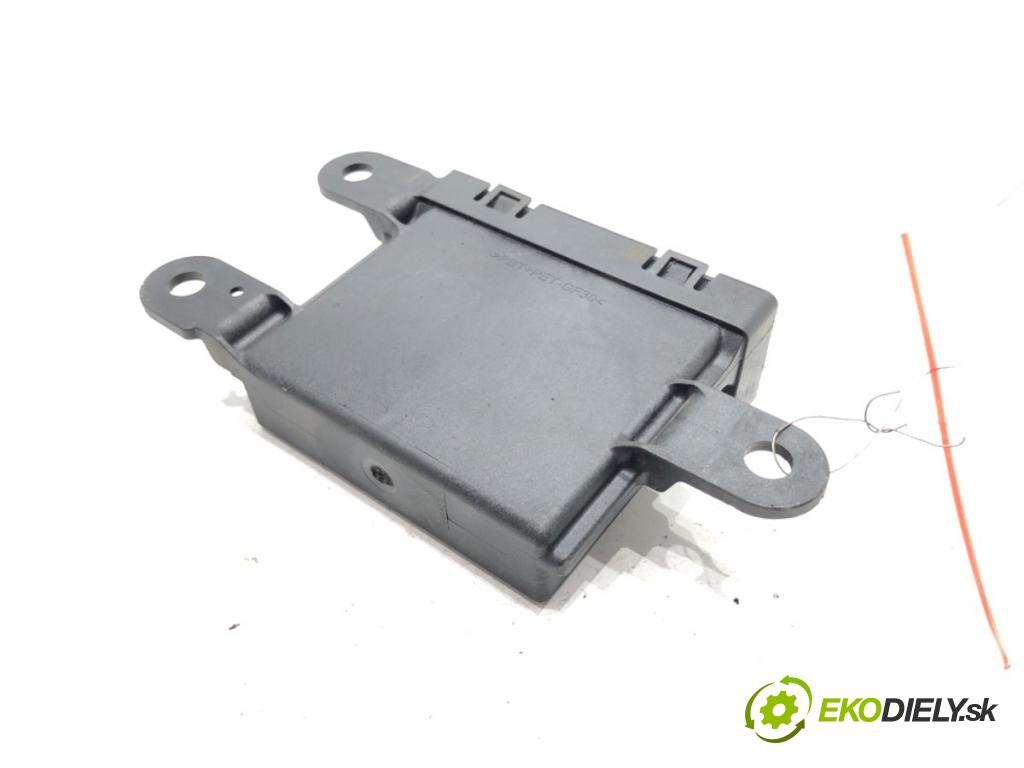 OPEL ASTRA J Sports Tourer (P10) 2010 - 2015    1.7 CDTI (35) 81 kW [110 KM] olej napędowy 2010 -   Modul PDC 13354532 (Ostatné)