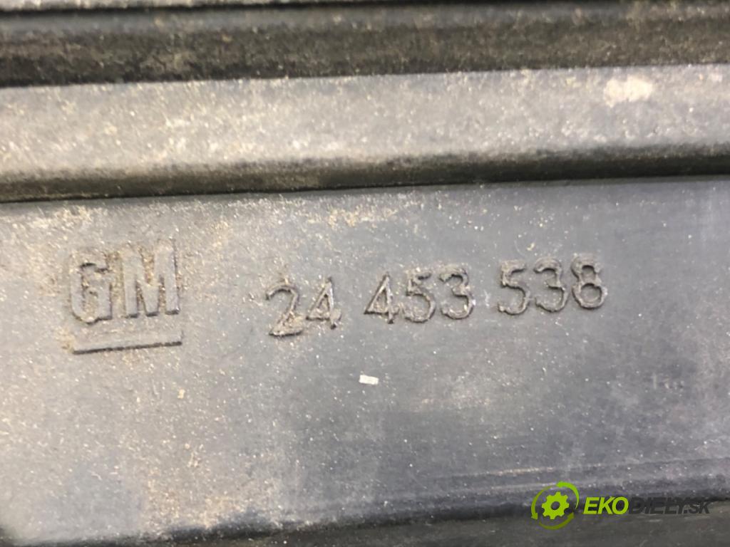 OPEL ZAFIRA A nadwozie wielkoprzestrzenne (MPV) (T98) 1999 - 2005    2.0 DTI 16V (F75) 74 kW [101 KM] olej napędowy 2000 - 2005  mřížka maska 24453538 (Mřížky (masky) chladičů)