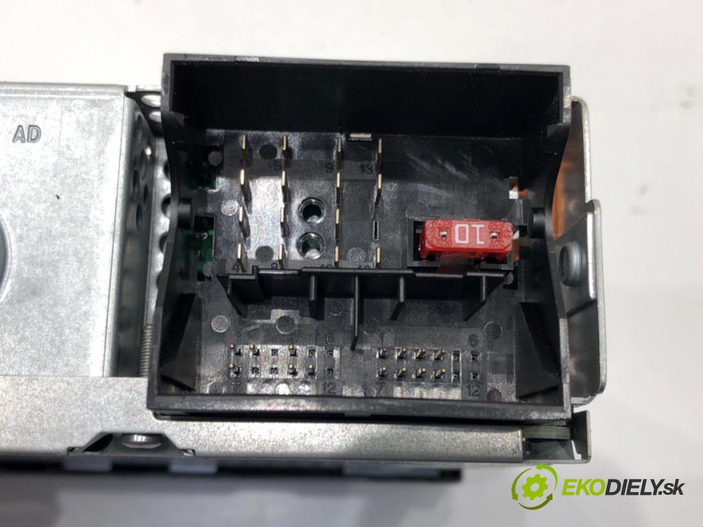 CITROEN C3 I (FC_, FN_) 2002 - 2022    1.1 i 44 kW [60 KM] benzyna 2002 - 2022  RADIO 96624490XT (Audio zariadenia)