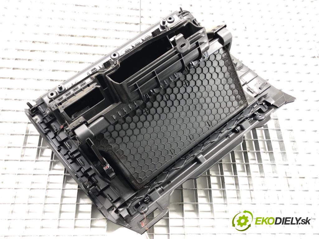 VW GOLF VII Variant (BA5, BV5) 2013 - 2022    1.6 TDI 85 kW [115 KM] olej napędowy 2016 - 2022  Priehradka, kastlík spolujazdca  (Priehradky, kastlíky)