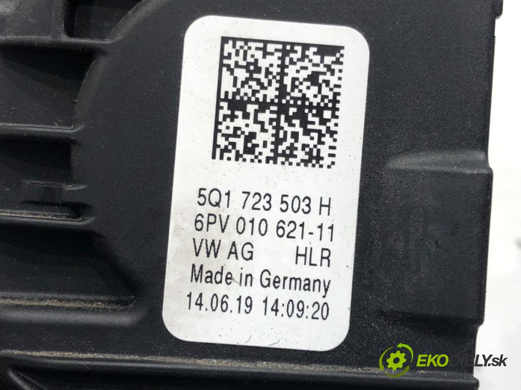 VW GOLF VII Variant (BA5, BV5) 2013 - 2022    1.6 TDI 85 kW [115 KM] olej napędowy 2016 - 2022  Potenciometer plynového pedálu 5Q1723503H (Pedále)