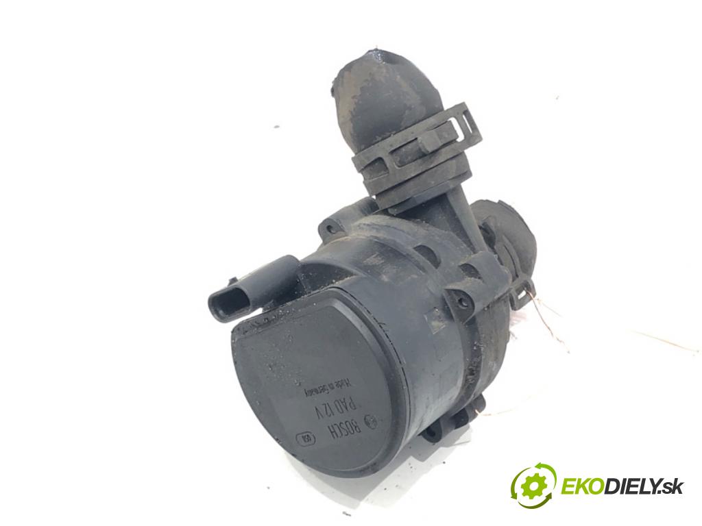 VW GOLF VII Variant (BA5, BV5) 2013 - 2022    1.6 TDI 85 kW [115 KM] olej napędowy 2016 - 2022  DALŠÍ: pumpa vody 2Q0965567A (Vodní pumpy)