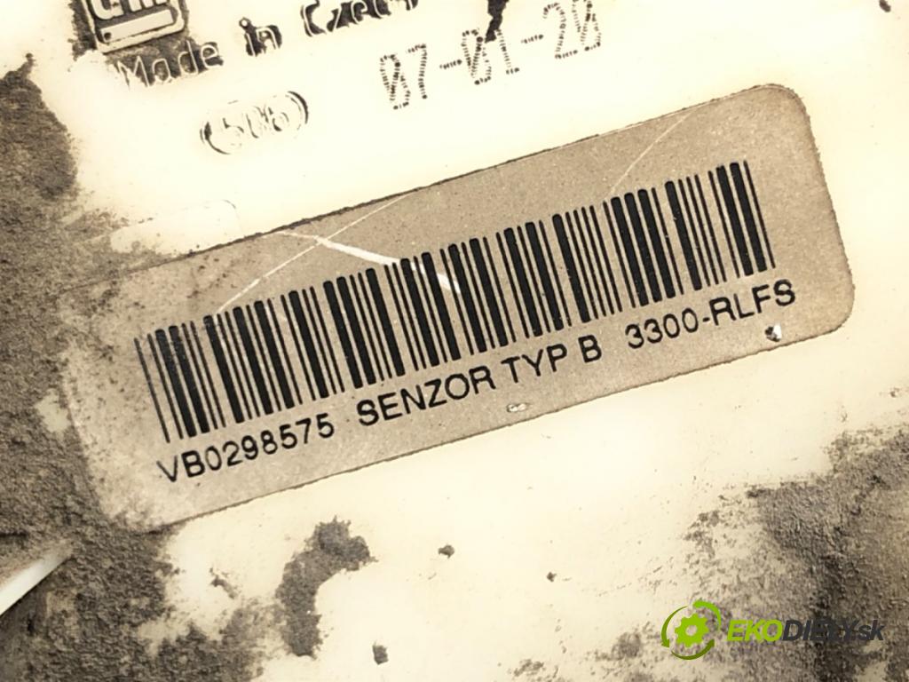 TOYOTA YARIS (_P1_) 1999 - 2005    1.0 (SCP10_) 48 kW [65 KM] benzyna 2003 - 2005  pumpa paliva 0580314196