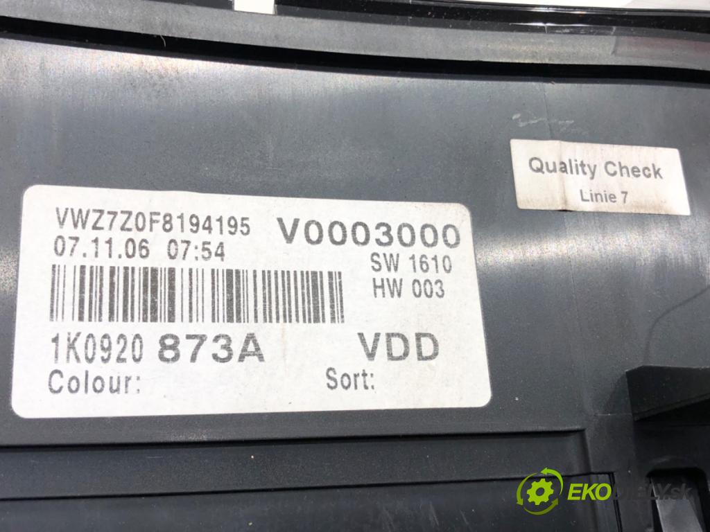 VW GOLF V (1K1) 2003 - 2010    1.4 TSI 103 kW [140 KM] benzyna 2006 - 2008  Prístrojovka 1K0920873A (Prístrojové dosky, displeje)