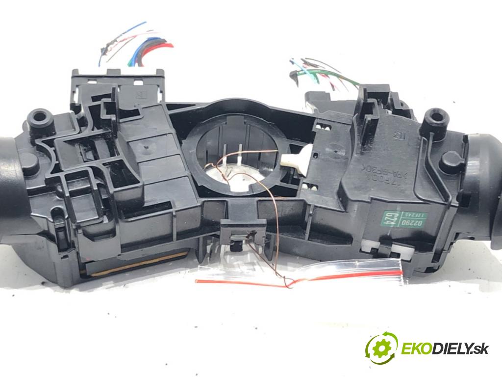 TOYOTA AURIS (_E15_) 2006 - 2012    1.6 (ZRE151_) 91 kW [124 KM] benzyna 2007 - 2012  Prepínač kombinovaný 02290-17F245 (Prepínače, spínače, tlačidlá a ovládače kúrenia)