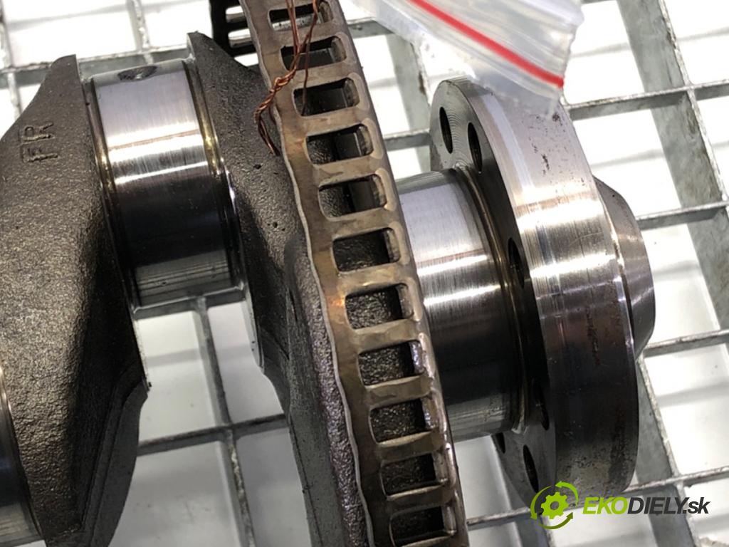 AUDI A4 B8 Avant (8K5) 2007 - 2015    1.8 TFSI 88 kW [120 KM] benzyna 2008 - 2015  Kardaň, hriadeľ KLIKA: 06HP CDHA (Ostatné)