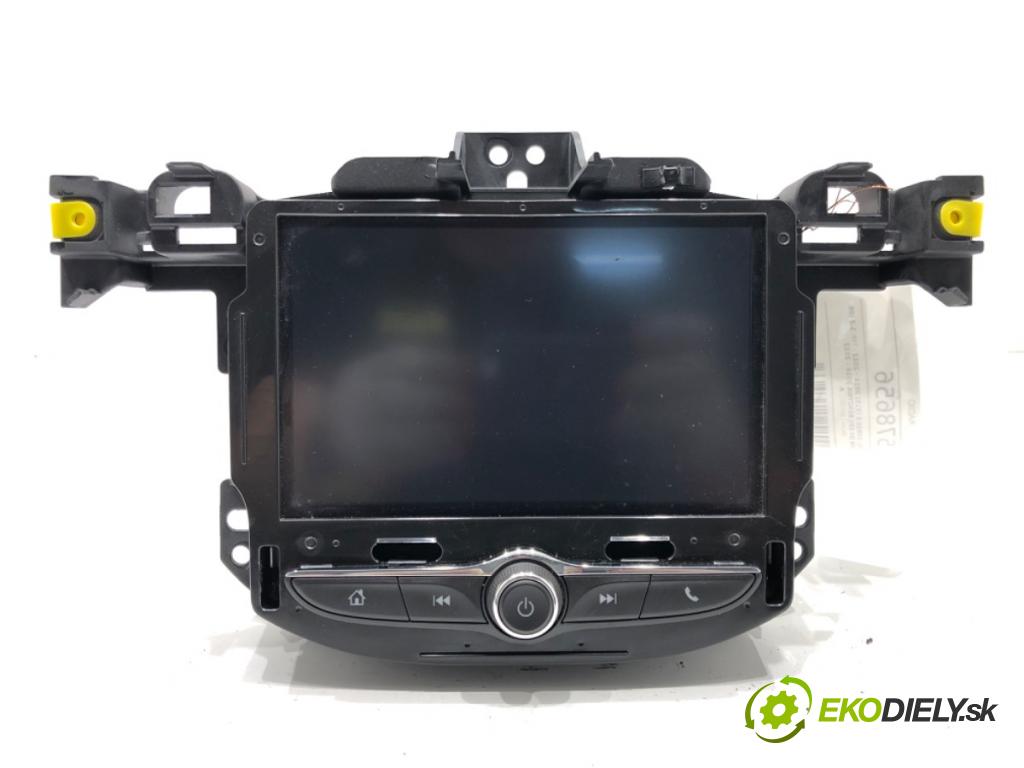OPEL CORSA E (X15) 2014 - 2022    1.2 (08, 68) 51 kW [69 KM] benzyna 2014 - 2022  RADIO Navigácia MED64071101 (Audio zariadenia)