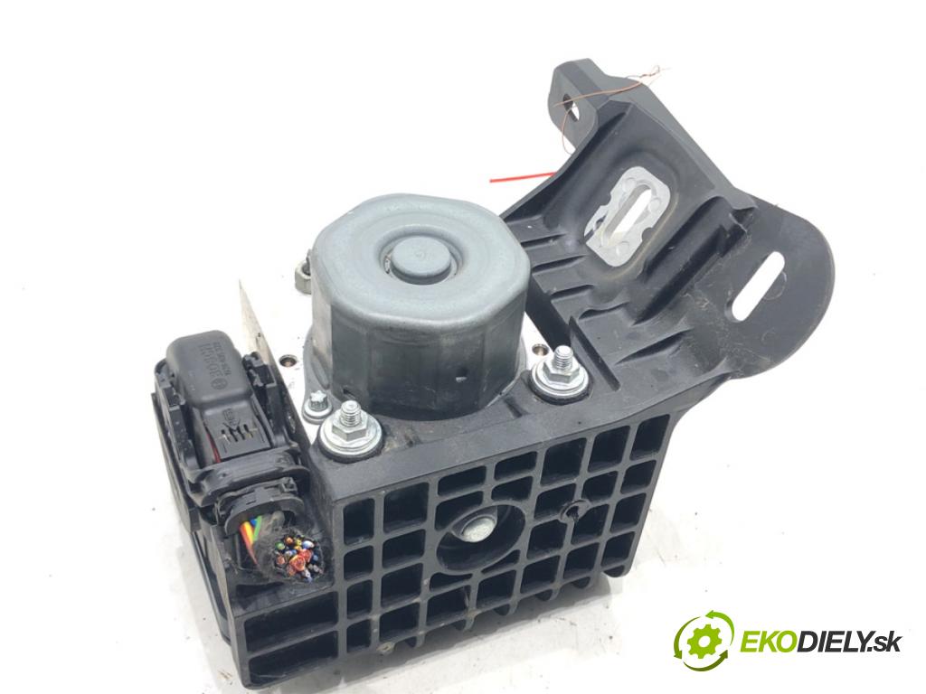 OPEL CORSA E (X15) 2014 - 2022    1.2 (08, 68) 51 kW [69 KM] benzyna 2014 - 2022  Pumpa ABS 39084530 (Pumpy ABS)
