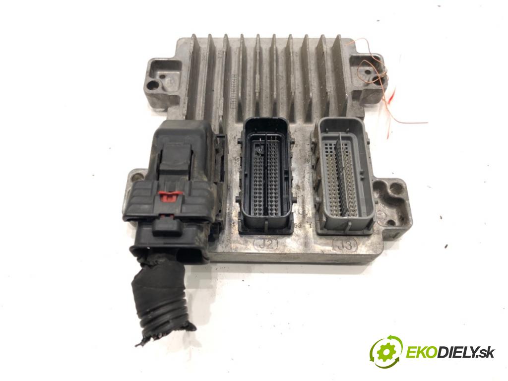 OPEL CORSA E (X15) 2014 - 2022    1.2 (08, 68) 51 kW [69 KM] benzyna 2014 - 2022  riadiaca jednotka Motor 12695605 (Riadiace jednotky)