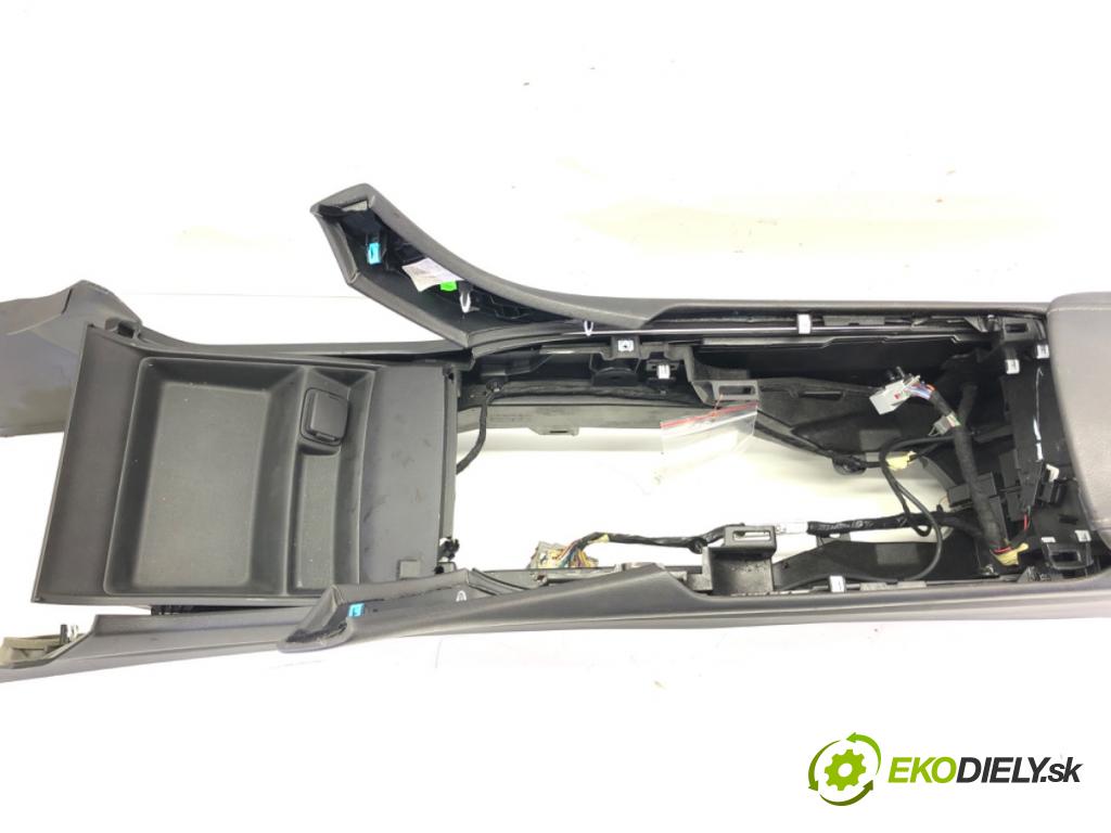 FORD MONDEO V liftback (CE) 2014 - 2022    2.0 TDCi 110 kW [150 KM] olej napędowy 2014 - 2022  Tunel stredový Lakťová opierka