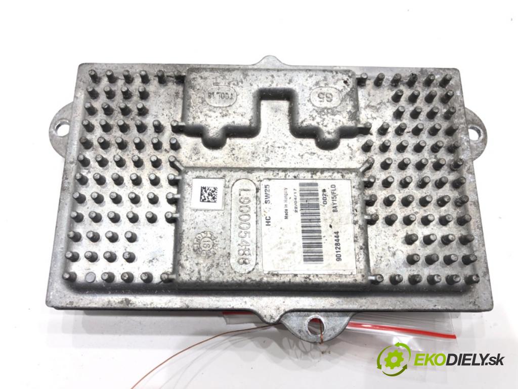 FORD MONDEO V liftback (CE) 2014 - 2022    2.0 TDCi 110 kW [150 KM] olej napędowy 2014 - 2022  Menič XENON 90128444 (Riadiace jednotky xenónu)