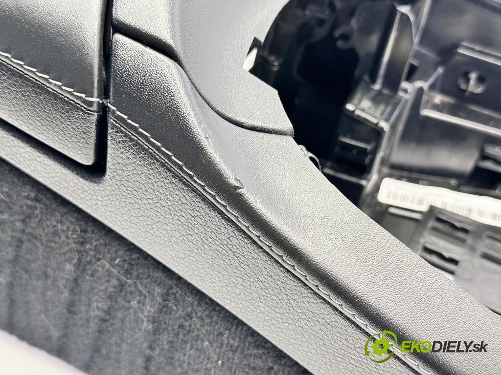 MERCEDES-BENZ CLS (C257) 2017 - 2022    AMG CLS 53 EQ Boost 4-matic+ (257.361) 320 kW [435  Tunel stredový  (Stredový tunel / panel)