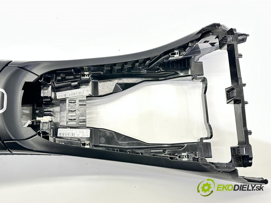 MERCEDES-BENZ CLS (C257) 2017 - 2022    AMG CLS 53 EQ Boost 4-matic+ (257.361) 320 kW [435  Tunel stredový  (Stredový tunel / panel)