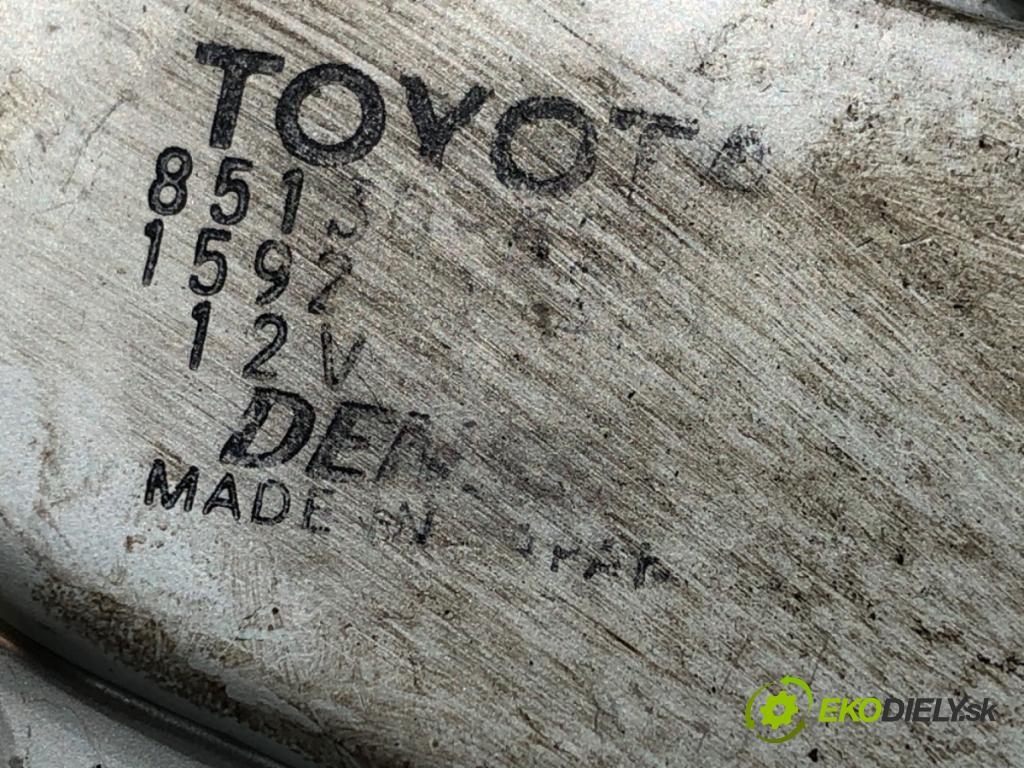 TOYOTA YARIS (_P1_) 1999 - 2005    ---  Motor stieračov zad