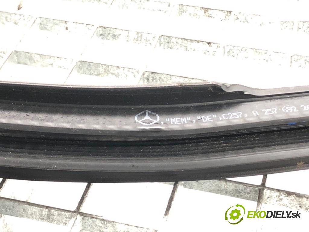 MERCEDES-BENZ CLS (C257) 2017 - 2022    AMG CLS 53 EQ Boost 4-matic+ (257.361) 320 kW [435  těsnění dveře zadní část pravá A2576922400 (Ostatní)
