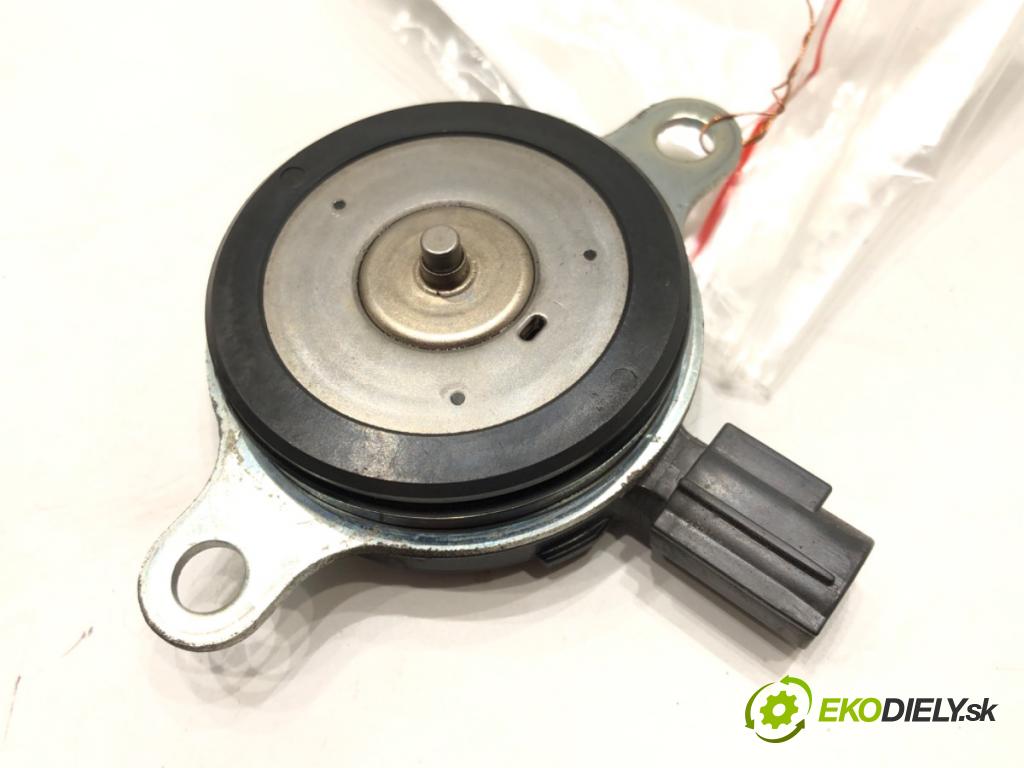 TOYOTA YARIS (_P21_, _PA1_, _PH1_) 2020 - 2022    1.5 (MXPA11) 92 kW [125 KM] benzyna 2020 - 2022  Snímač variabilný fázy  (Snímače)