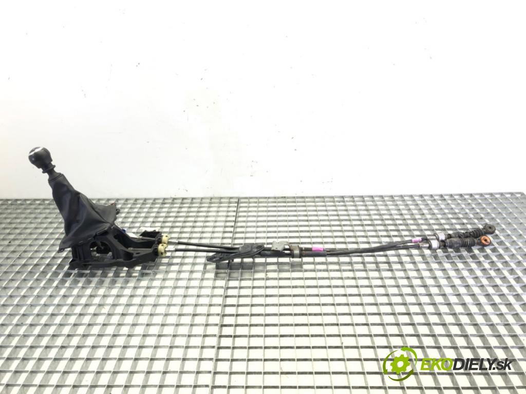 TOYOTA YARIS (_P21_, _PA1_, _PH1_) 2020 - 2022    1.5 (MXPA11) 92 kW [125 KM] benzyna 2020 - 2022  Kulisa 33530-02360 (Rýchlostné páky / kulisy)