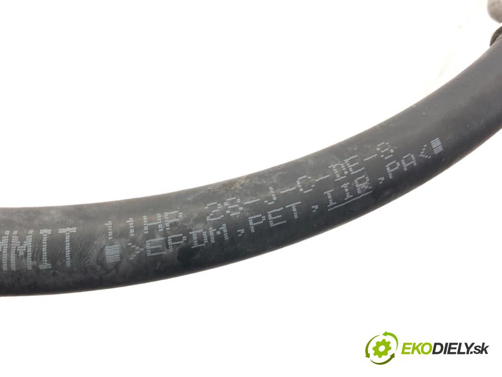 TOYOTA YARIS (_P21_, _PA1_, _PH1_) 2020 - 2022    1.5 (MXPA11) 92 kW [125 KM] benzyna 2020 - 2022  rúrka klimatizácie  (Rúrky klimatizácie)