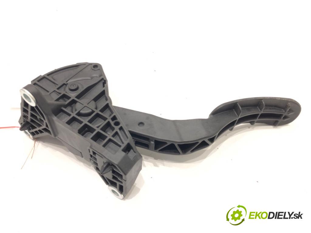 TOYOTA YARIS (_P21_, _PA1_, _PH1_) 2020 - 2022    1.5 (MXPA11) 92 kW [125 KM] benzyna 2020 - 2022  Potenciometer plynového pedálu 78110-K0030 (Pedále)