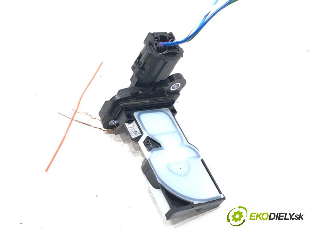 TOYOTA YARIS (_P21_, _PA1_, _PH1_) 2020 - 2022    1.5 (MXPA11) 92 kW [125 KM] benzyna 2020 - 2022  Váha vzduchu 22204-F2010 (Váhy vzduchu)