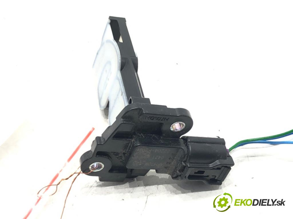 TOYOTA YARIS (_P21_, _PA1_, _PH1_) 2020 - 2022    1.5 (MXPA11) 92 kW [125 KM] benzyna 2020 - 2022  Váha vzduchu 22204-F2010 (Váhy vzduchu)