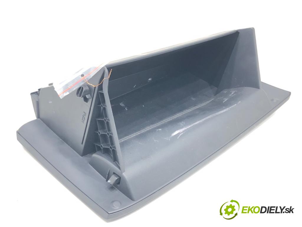 TOYOTA YARIS (_P21_, _PA1_, _PH1_) 2020 - 2022    1.5 (MXPA11) 92 kW [125 KM] benzyna 2020 - 2022  Priehradka, kastlík spolujazdca  (Priehradky, kastlíky)