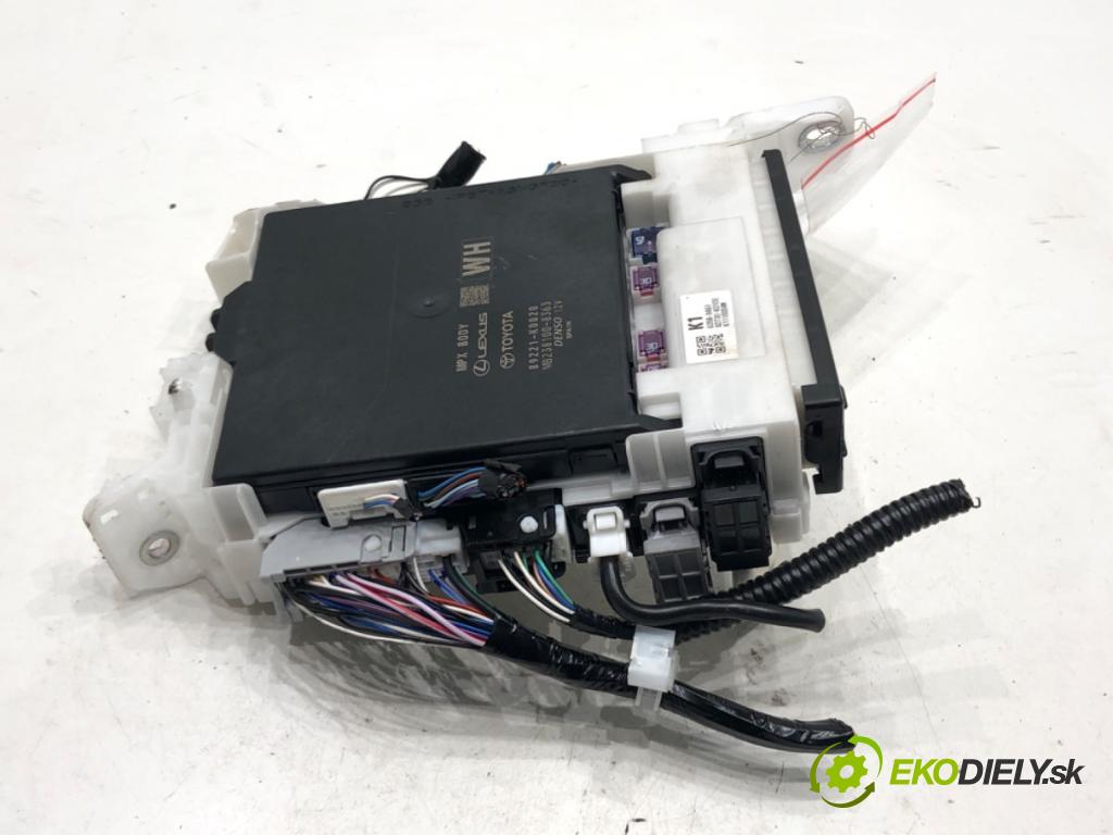 TOYOTA YARIS (_P21_, _PA1_, _PH1_) 2020 - 2022    1.5 (MXPA11) 92 kW [125 KM] benzyna 2020 - 2022  Modul komfortu 89221-K0020 (Moduly komfortu)