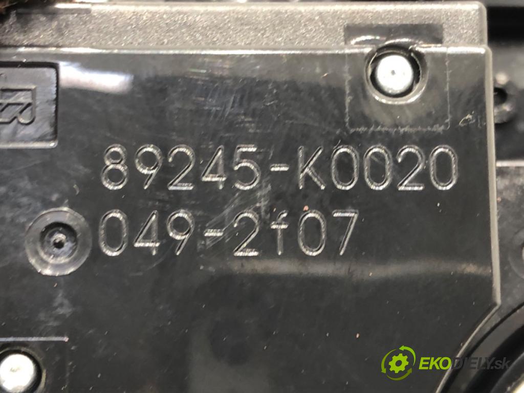 TOYOTA YARIS (_P21_, _PA1_, _PH1_) 2020 - 2022    1.5 (MXPA11) 92 kW [125 KM] benzyna 2020 - 2022  Krúžok, slimák airbag 89245-K0020 (Airbagy)