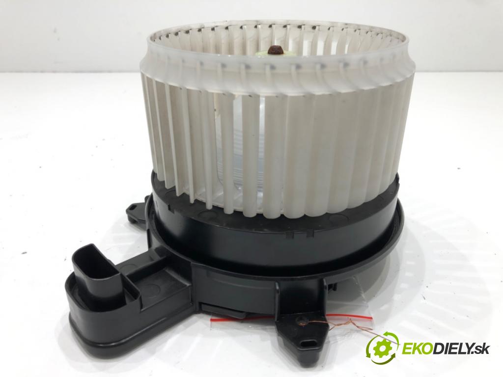 TOYOTA YARIS (_P21_, _PA1_, _PH1_) 2020 - 2022    1.5 (MXPA11) 92 kW [125 KM] benzyna 2020 - 2022  ventilátor kúrenia CZ116360-6062