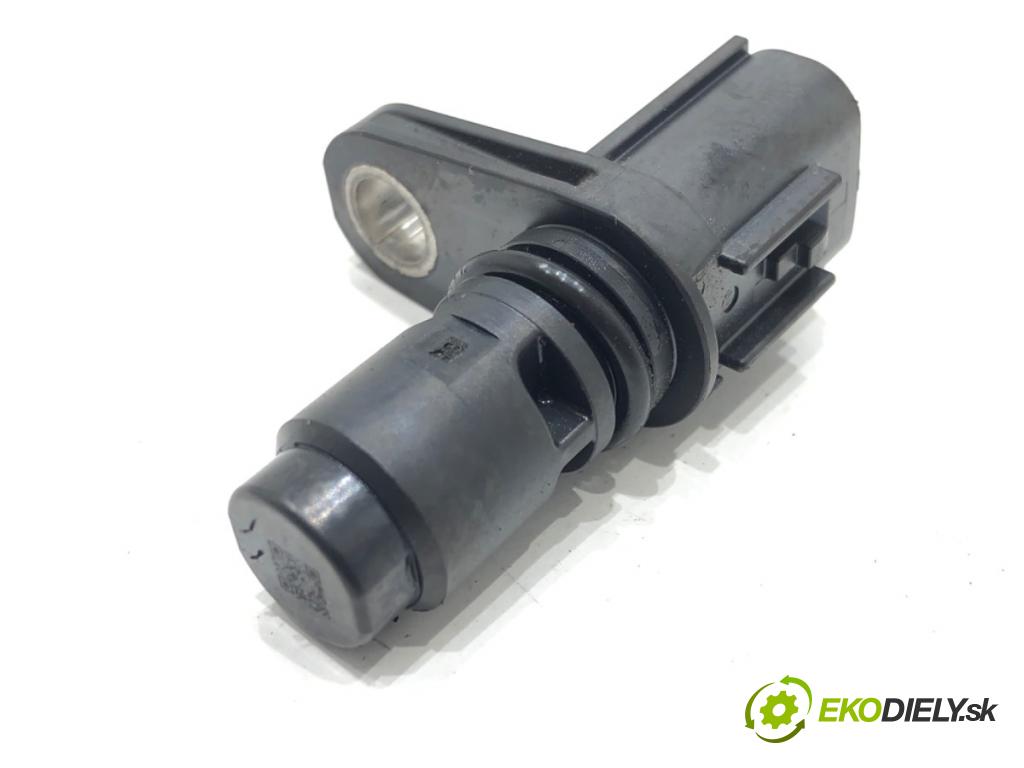 TOYOTA YARIS (_P21_, _PA1_, _PH1_) 2020 - 2022    1.5 (MXPA11) 92 kW [125 KM] benzyna 2020 - 2022  snímač pozice vačkového hřídele  (Snímače polohy kliky, vačky)