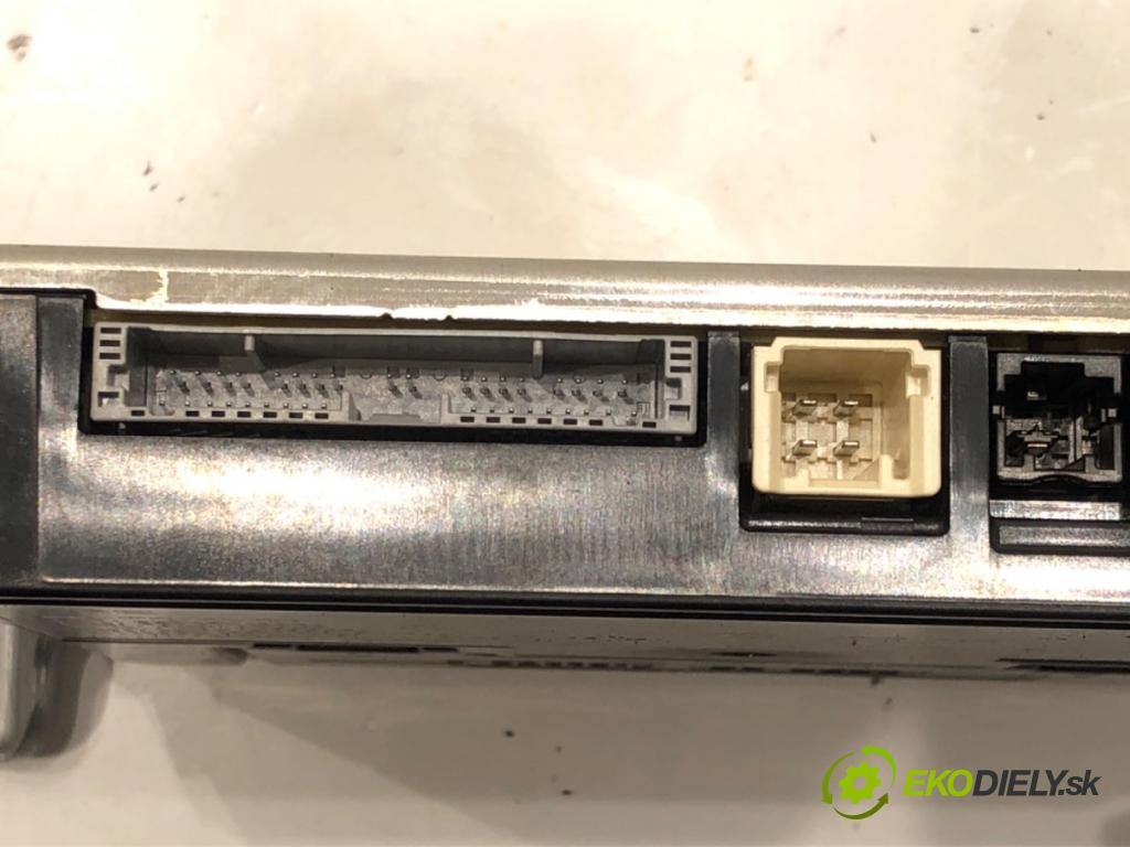 TOYOTA YARIS (_P21_, _PA1_, _PH1_) 2020 - 2022    1.5 (MXPA11) 92 kW [125 KM] benzyna 2020 - 2022  Modul telefónu 86740-K0020 (Ostatné)