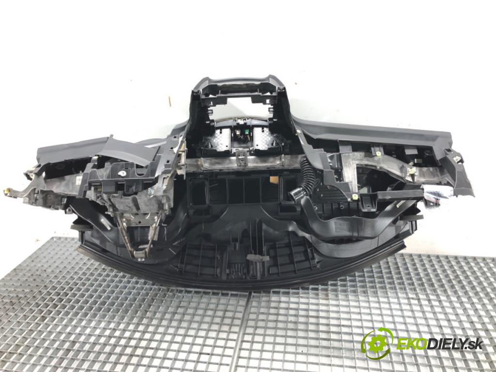 PEUGEOT 508 SW I (8E_) 2010 - 2018    1.6 HDi 82 kW [112 KM] olej napędowy 2010 - 2018  Palubná doska  (Palubné dosky)