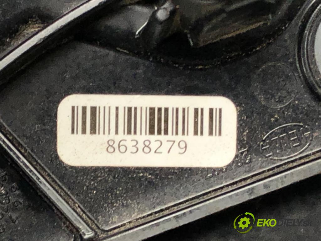 MERCEDES-BENZ CLS (C257) 2017 - 2022    AMG CLS 53 EQ Boost 4-matic+ (257.361) 320 kW [435  Mriežka maska AMG A2578852502