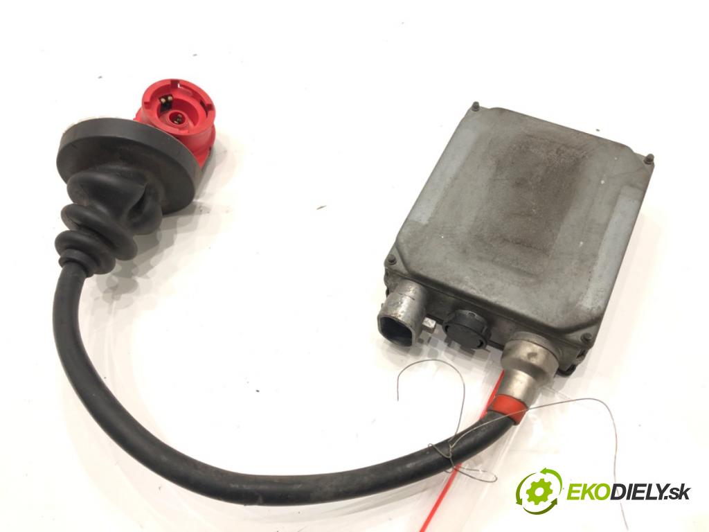 BMW X5 (E53) 2000 - 2006    3.0 d 135 kW [184 KM] olej napędowy 2001 - 2003  Menič XENON 8386708 (Riadiace jednotky xenónu)