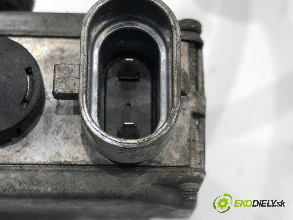 BMW X5 (E53) 2000 - 2006    3.0 d 135 kW [184 KM] olej napędowy 2001 - 2003  Menič XENON 8386708 (Riadiace jednotky xenónu)