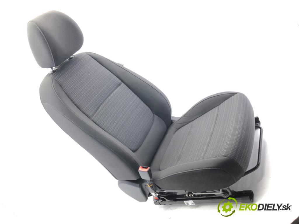 KIA STONIC (YB) 2017 - 2022    1.0 T-GDi 74 kW [101 KM] benzyna 2018 - 2022  Sedadlo ľavy predný