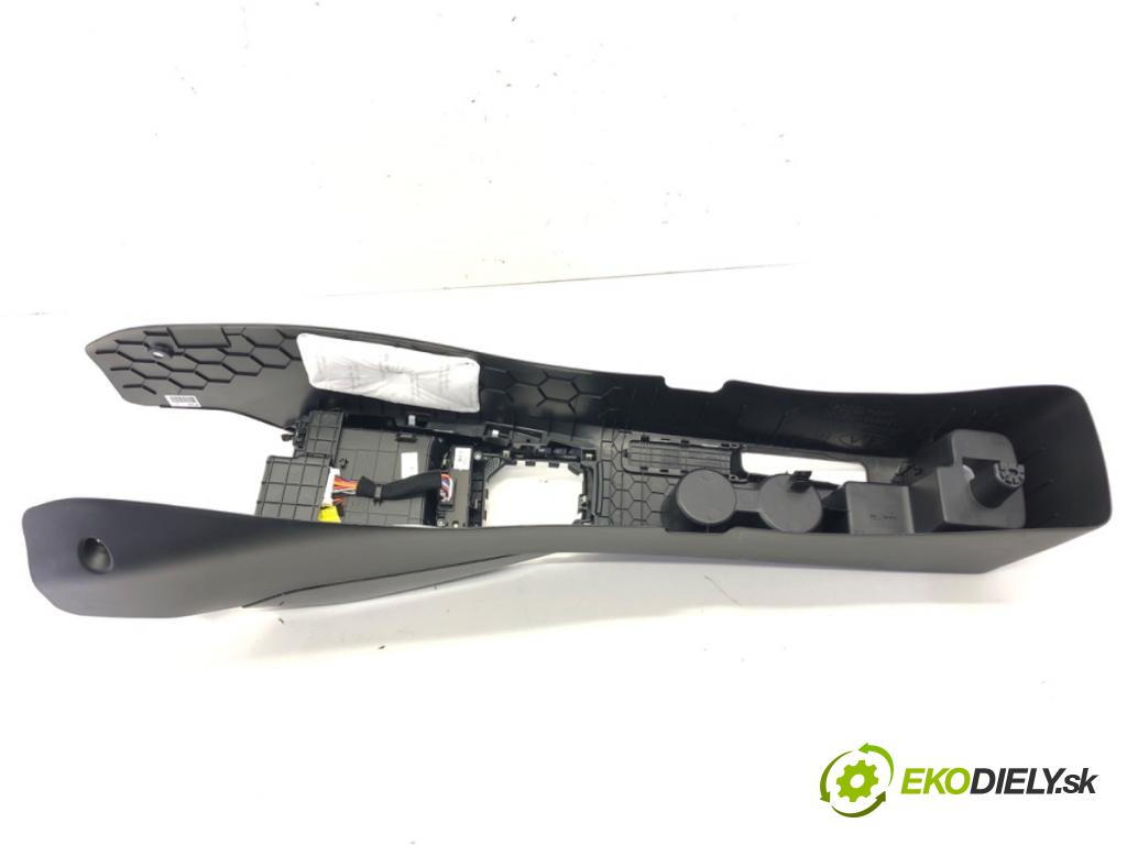 KIA STONIC (YB) 2017 - 2022    1.0 T-GDi 74 kW [101 KM] benzyna 2018 - 2022  Tunel stredový 84611-H8000 (Stredový tunel / panel)