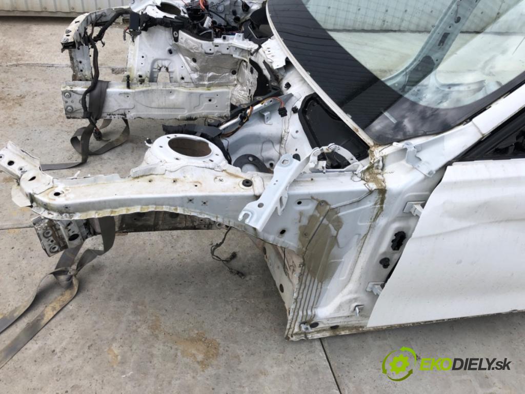 BMW 3 (F30, F80) 2011 - 2018    340 i 240 kW [326 KM] benzyna 2015 - 2018  KAROSERIA ČTVRŤÁK levý přední část pravý přední část střecha