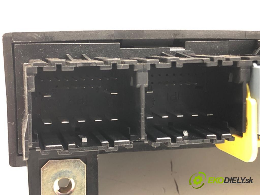 FORD FUSION (JU_) 2002 - 2012    1.4 59 kW [80 KM] benzyna 2002 - 2012  Modul komfortu 4S6T-15K600-BB (Moduly komfortu)