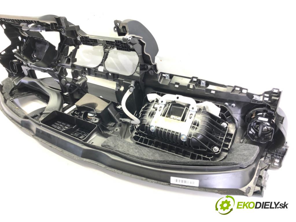 MERCEDES-BENZ CLS (C257) 2017 - 2022    AMG CLS 53 EQ Boost 4-matic+ (257.361) 320 kW [435  Palubná doska AirBag spolujazdca A2136800005 A2138600202