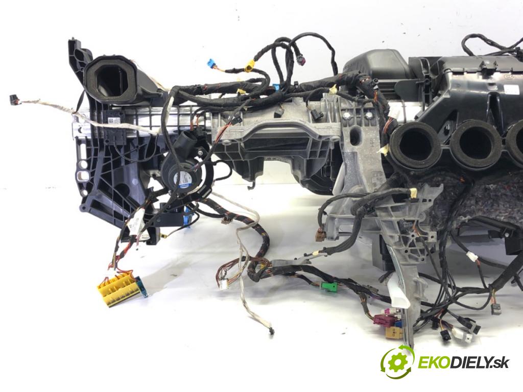 MERCEDES-BENZ CLS (C257) 2017 - 2022    AMG CLS 53 EQ Boost 4-matic+ (257.361) 320 kW [435  Výhrevné teleso, radiátor kúrenia KOMBAJN 2388304300