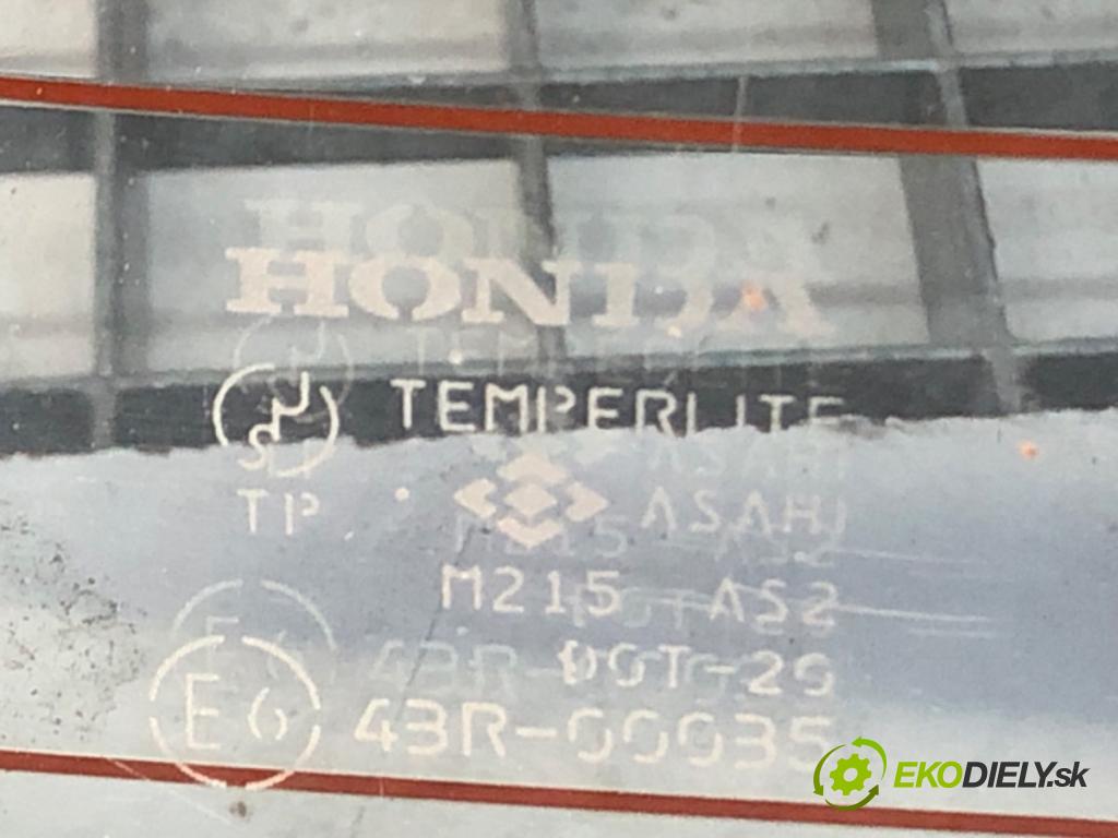 HONDA CR-V I (RD) 1995 - 2002    2.0 16V 4WD (RD1, RD3) 94 kW [128 KM] benzyna 1995  okno zadní část  (Okna zadní)