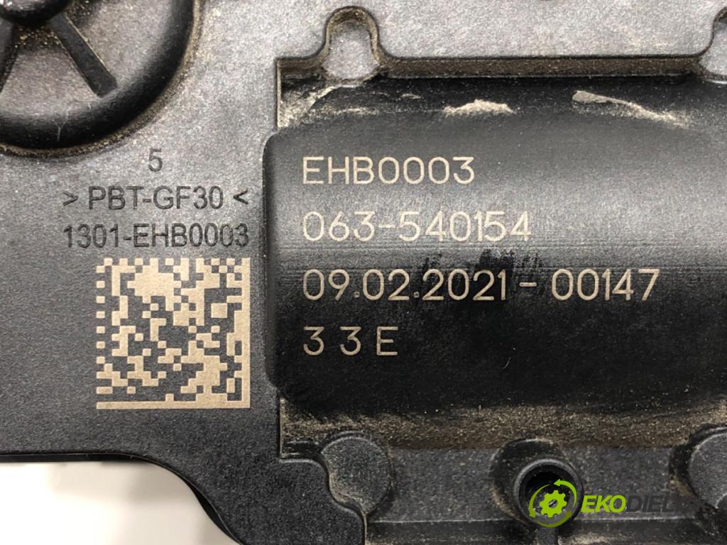 KIA STONIC (YB) 2017 - 2022    1.0 T-GDi 74 kW [101 KM] benzyna 2018 - 2022  obal termostatu EHB0003 (Termostaty)