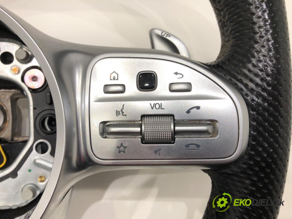 MERCEDES-BENZ CLS coupe 2019 320 kW AMG CLS 53 EQ Boost 4-matic+ (257.361) 2999 Volant AMG A0050051399