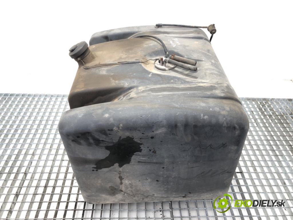 RENAULT TRUCKS D 2013 - 2022    D CAB 2M  Nádržka paliva  (Nádrže)