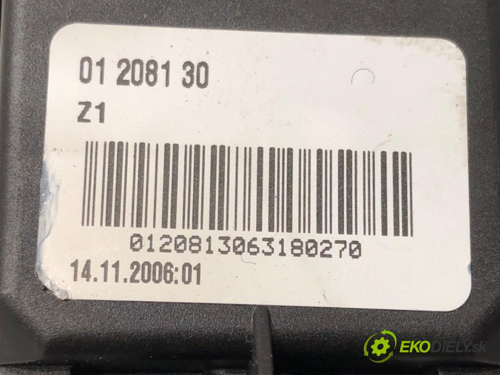 BMW 3 Touring (E91) 2004 - 2012    318 d 90 kW [122 KM] olej napędowy 2005 - 2007  Prepínač kombinovaný 9121748 (Prepínače, spínače, tlačidlá a ovládače kúrenia)