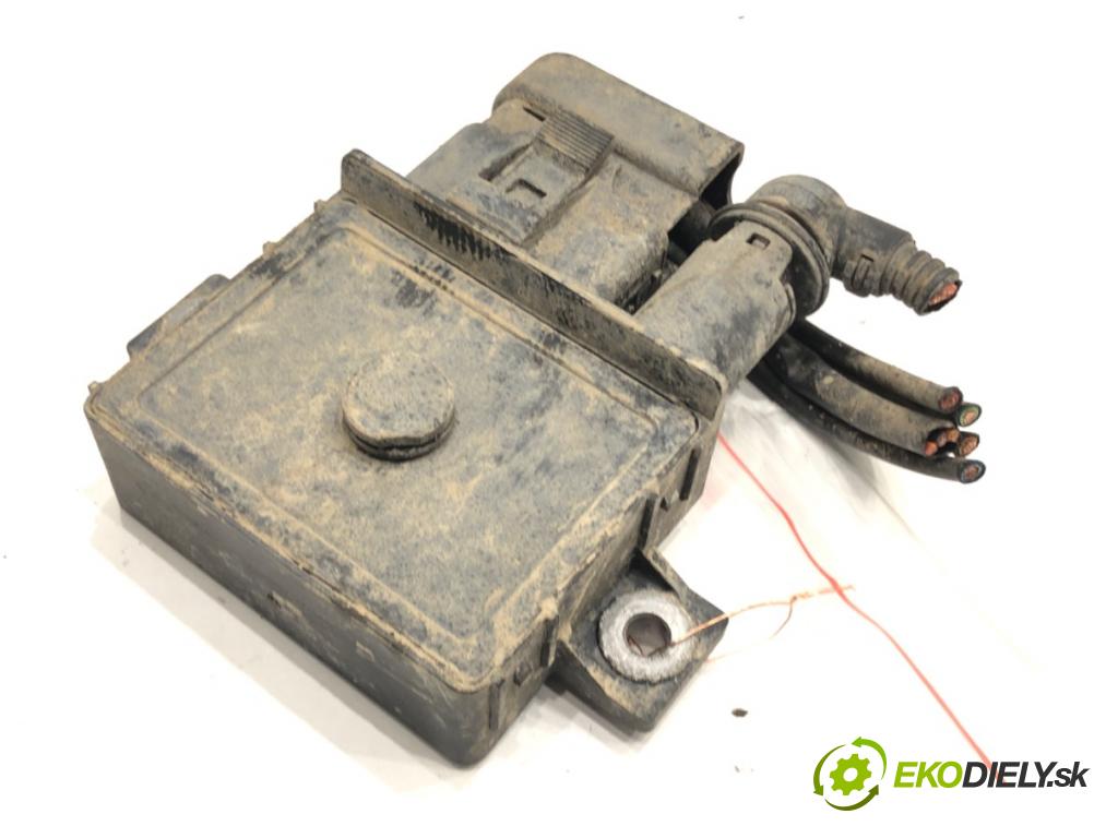 BMW 3 Touring (E91) 2004 - 2012    318 d 90 kW [122 KM] olej napędowy 2005 - 2007  relé sviečok žhavenia  (Relé)