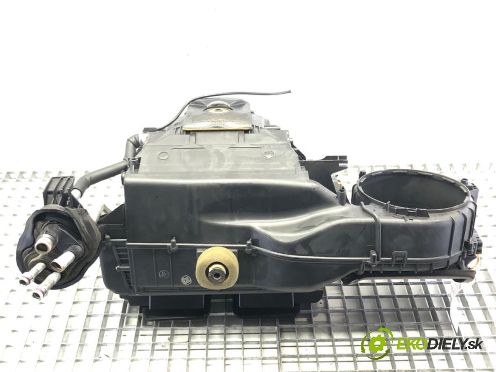 BMW 3 Touring (E91) 2004 - 2012    318 d 90 kW [122 KM] olej napędowy 2005 - 2007  topné těleso radiátor topení 6947248 (Radiátory topení)