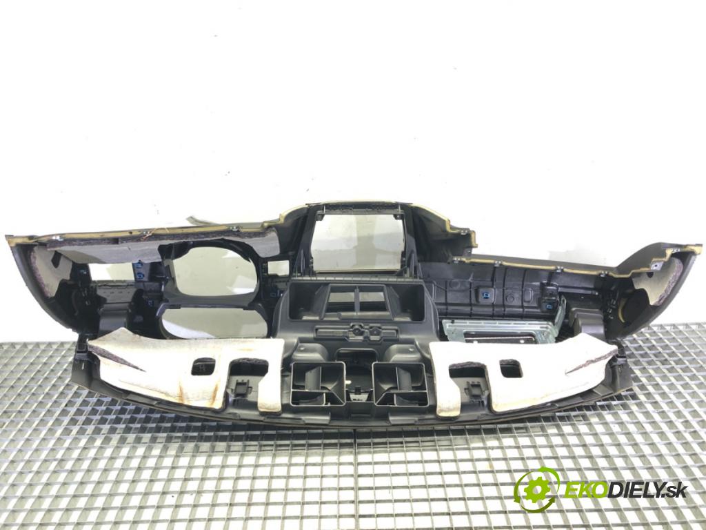 BMW 3 Touring (E91) 2004 - 2012    318 d 90 kW [122 KM] olej napędowy 2005 - 2007  Palubná doska 7075392 (Palubné dosky)